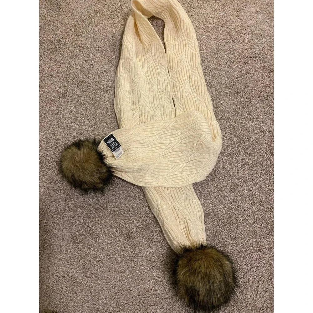 The North Face Scarf Pompom Faux Fur Knit Ivory Cream OSFM